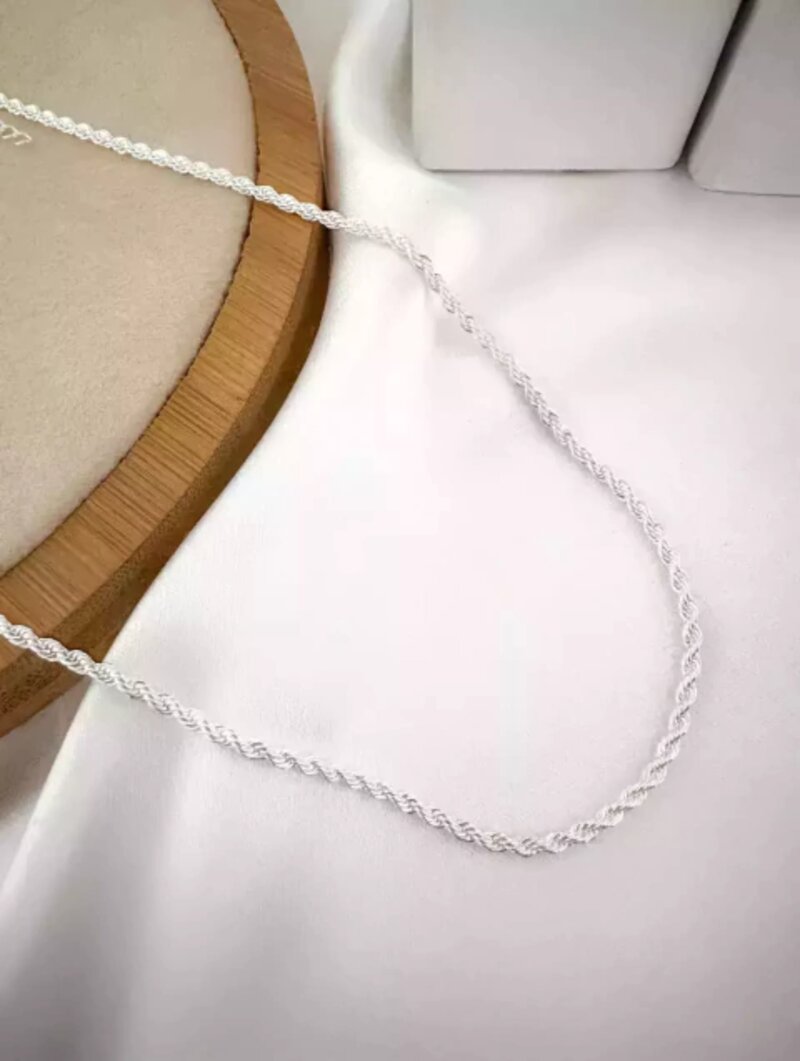 Colar cordão baiano 4mm folheado a ouro 18k e prata 925 .