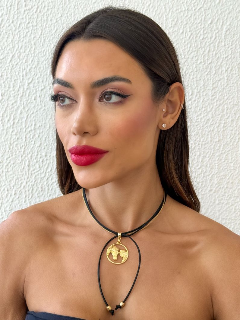 Colar Courinho Folheado a Ouro 18k Pingente Country