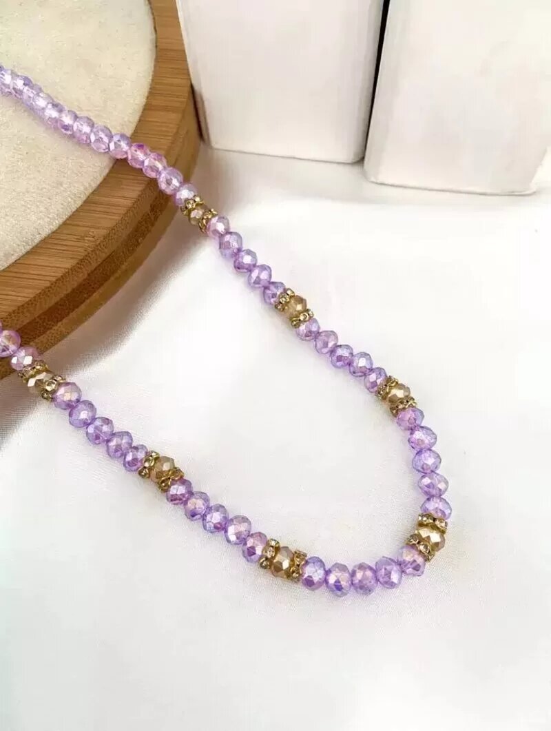 Colar de Cristal com entremeio de zircônia .