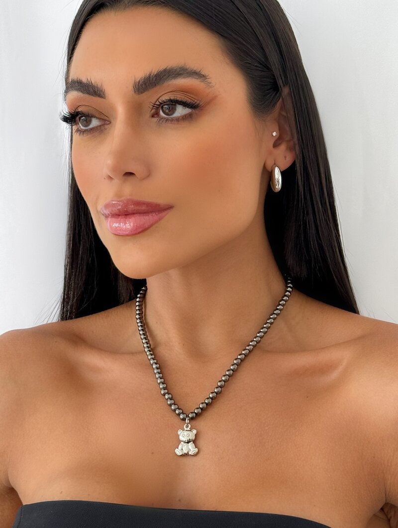 Colar de Esferas com Pingente Teddy