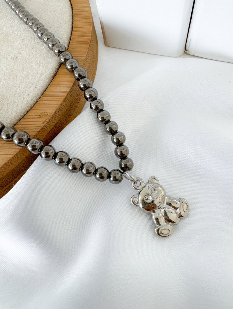 Colar de Esferas com Pingente Teddy