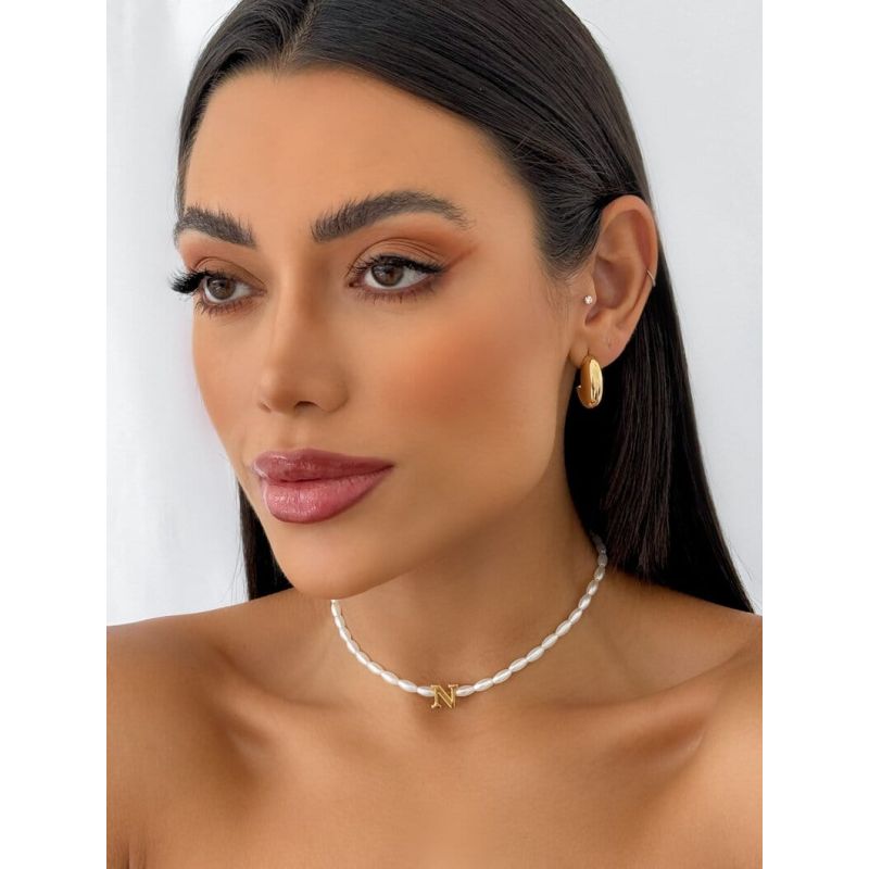 Colar de Pérolas com Inicial Folheada a Ouro 18k