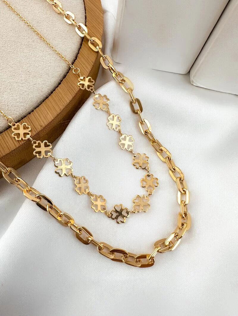 Colar Dois Fios Folheado a Ouro 18k Elos com Flores Vazados