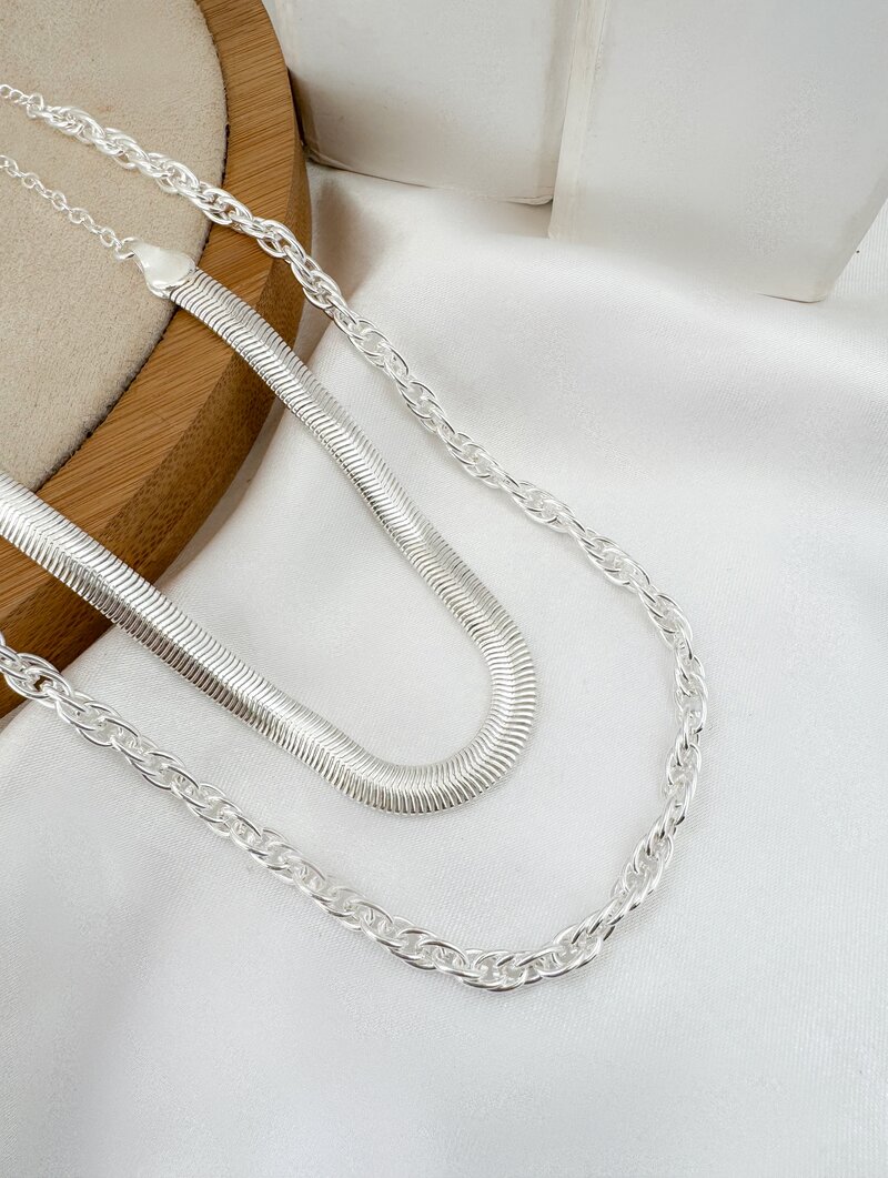 Colar Dois Fios Folheado a Prata Malha e Elos Interligados