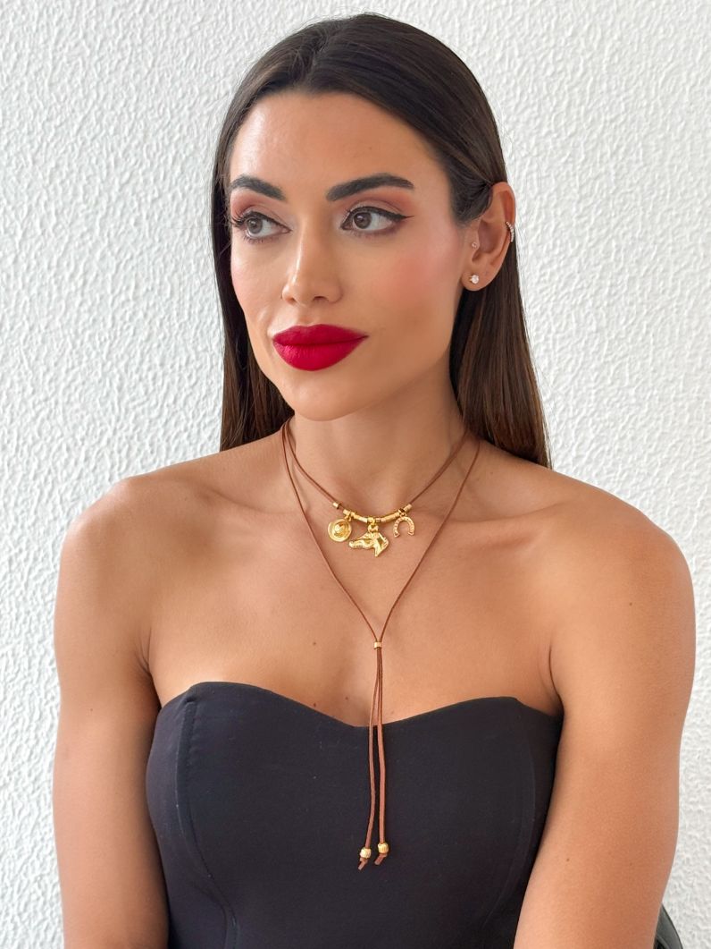 Colar Duplo Com Pingente Folheado a Ouro 18k Design Country