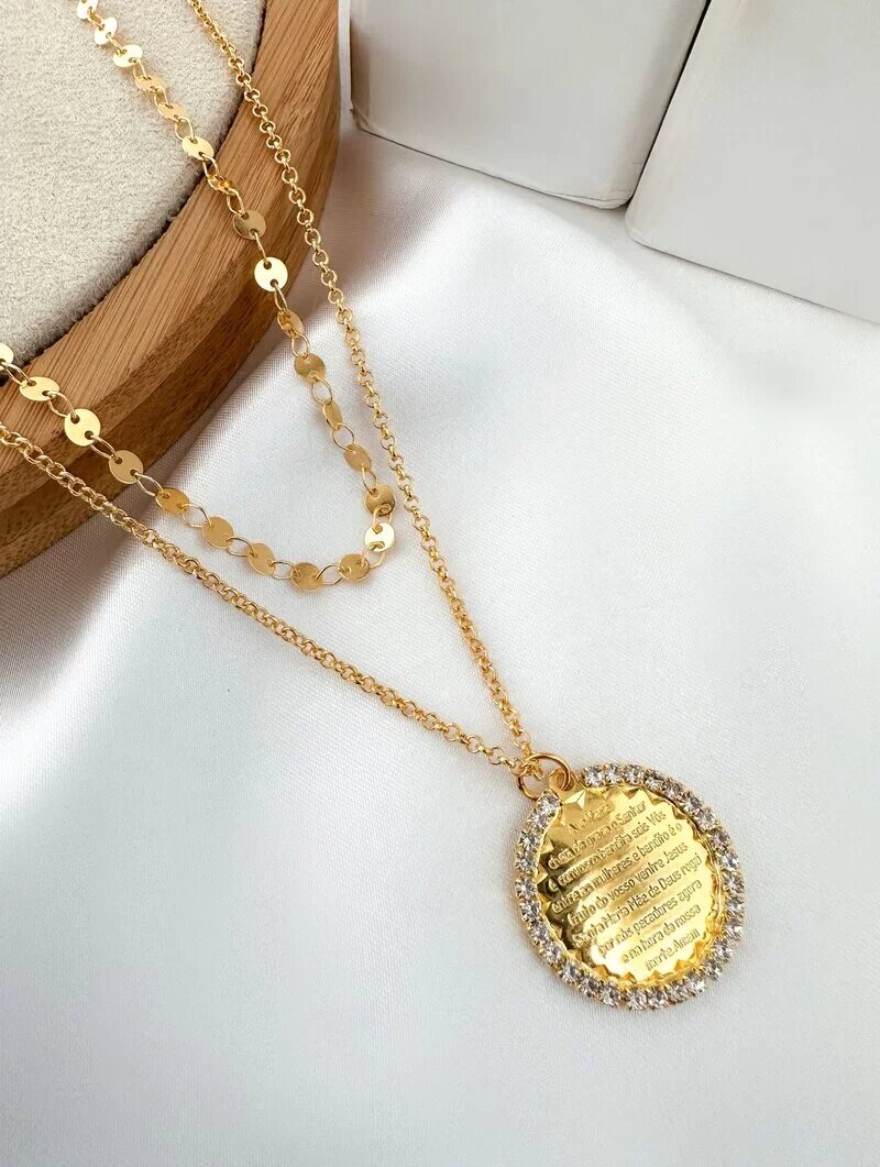 Colar Duplo Folheado a Ouro 18k Chapinhas com Pingente Ave Maria