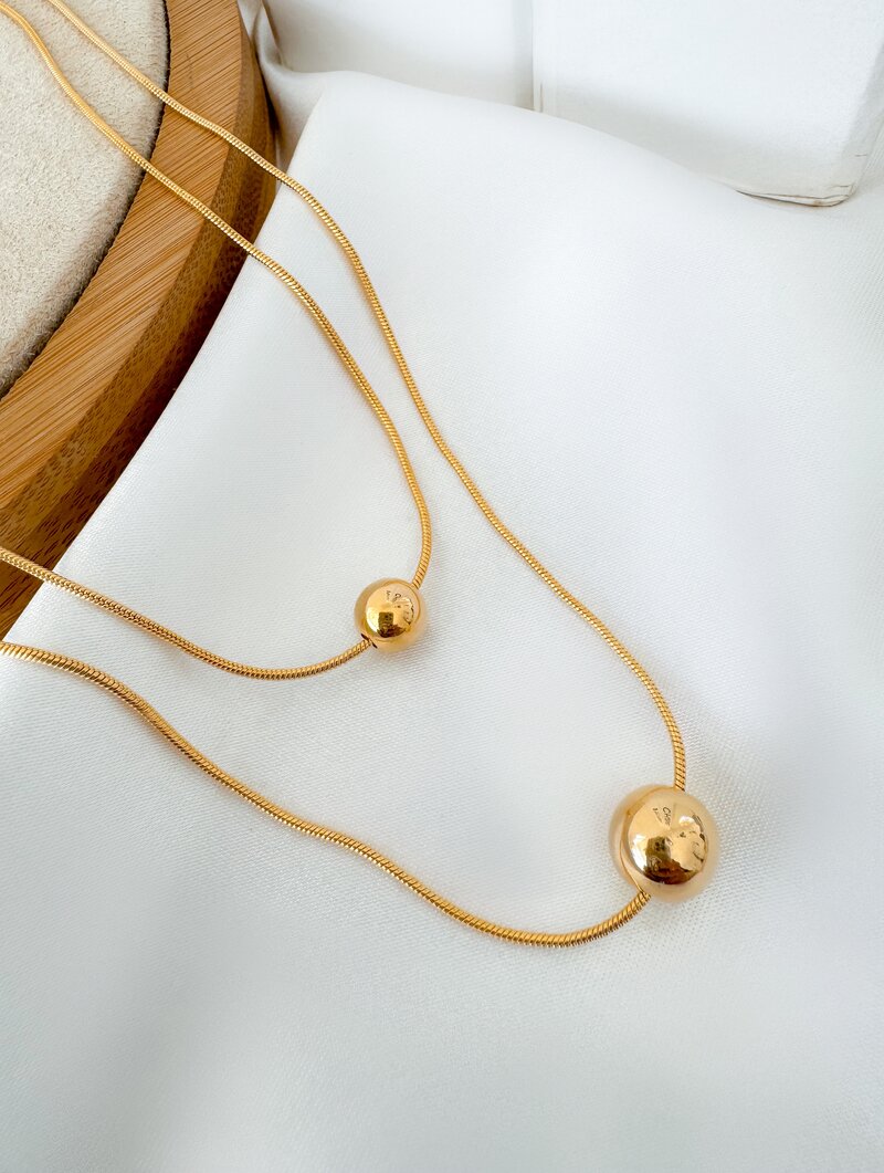 Colar Duplo Folheado a Ouro 18k Cordão Fino com Esferas Lisas