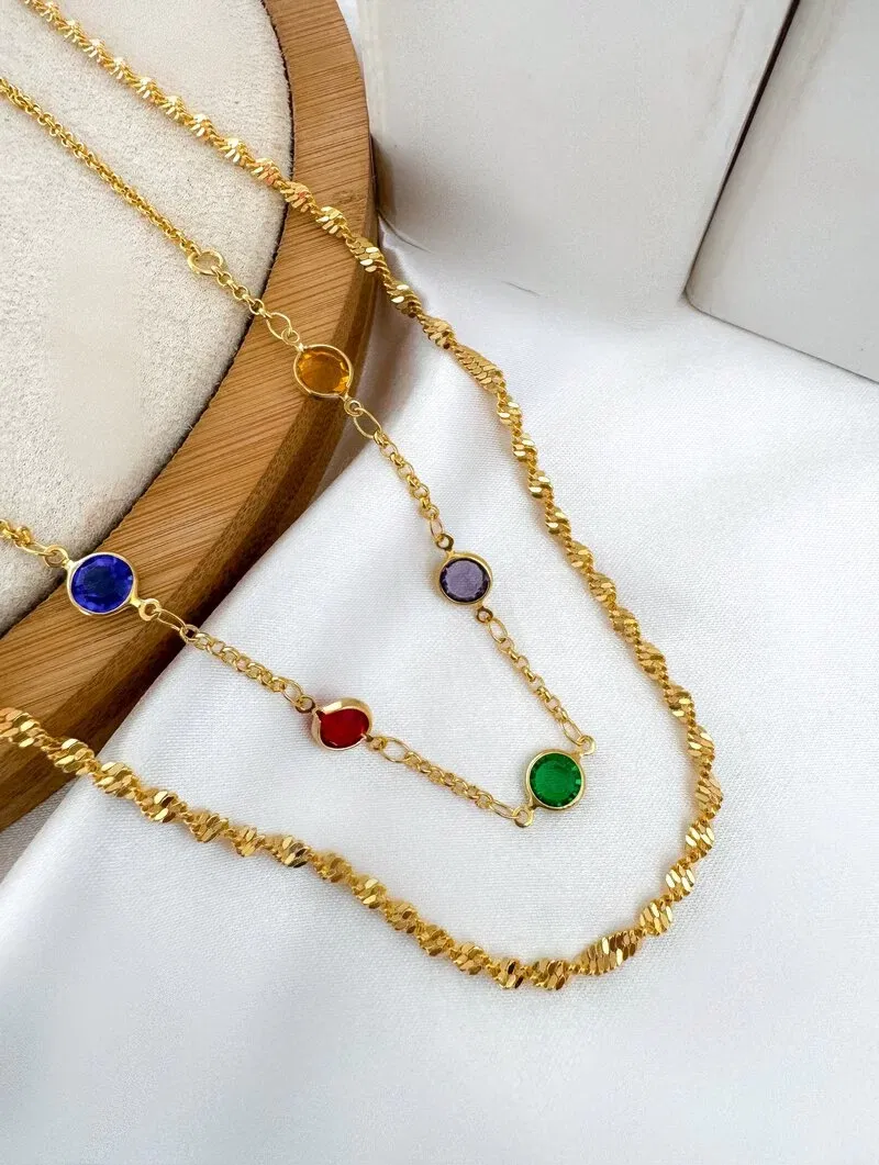 Colar Duplo Folheado a Ouro 18k Cordão Torcido com Zircônias Coloridas