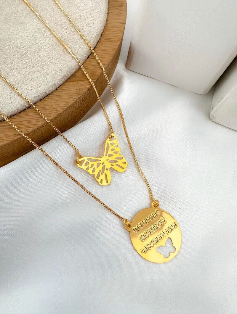 Colar Duplo Folheado a Ouro 18k e Prata 925 Borboleta Vazada com Plaquinha