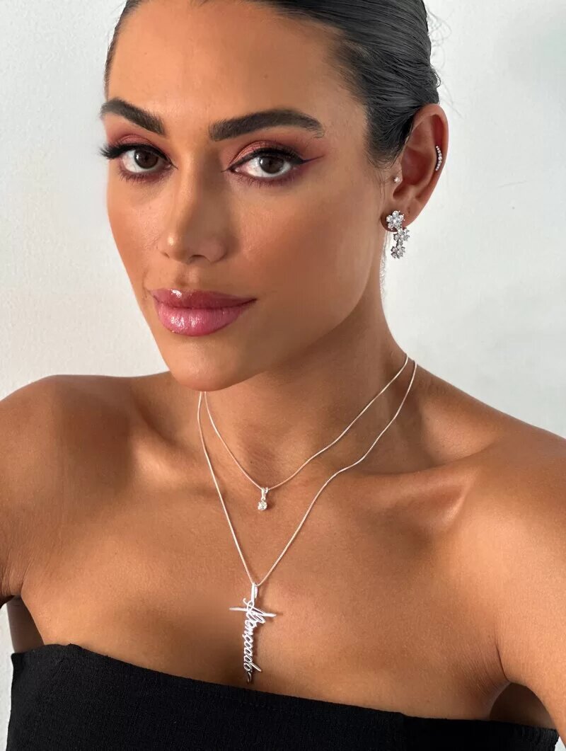 Colar Duplo Folheado a Ouro 18k e Prata 925 Ponto de Luz com Escrita ABENÇOADA