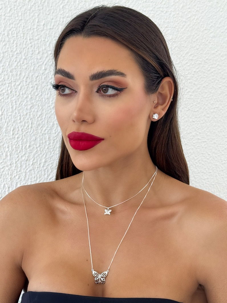 Colar Duplo Folheado a Ouro 18k e Prata Borboleta Cravejada e Vazada
