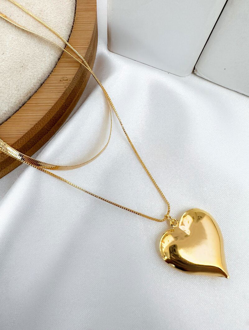 Colar Duplo Folheado a Ouro 18k e Prata Fita Laminada com Coração Liso