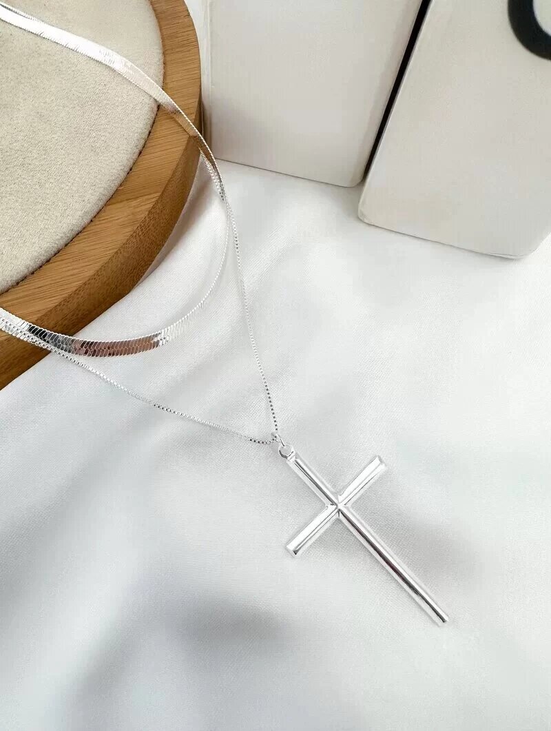 Colar Duplo Folheado a Ouro 18k e Prata Fita Laminada com Crucifixo Liso