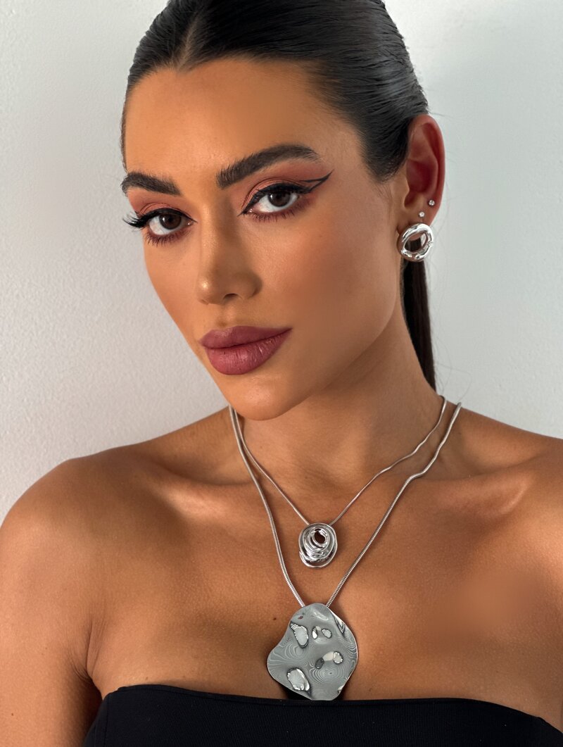 Colar Duplo Folheado a Ouro 18k e Prata Rabo de Tatu e Pingentes