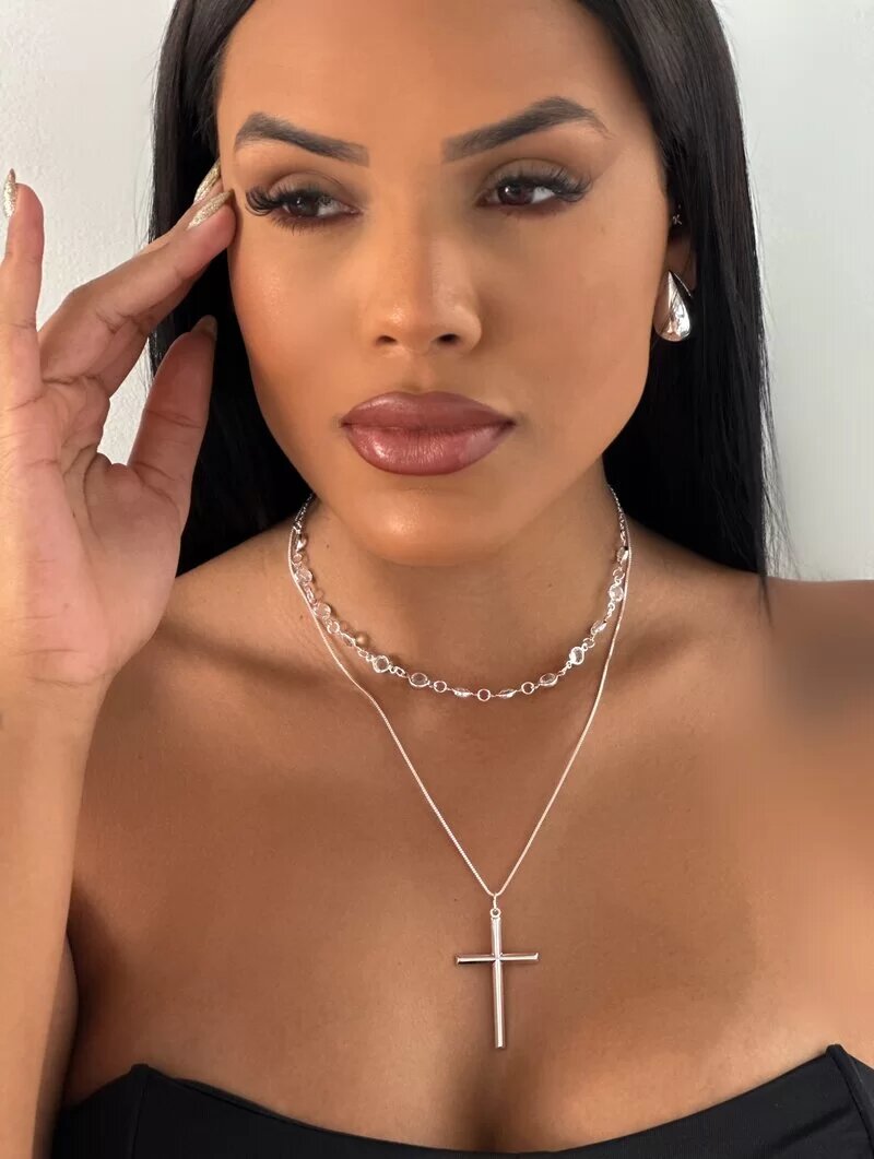 Colar Duplo Folheado a Ouro 18k e Prata Zircônias Cristais com Crucifixo