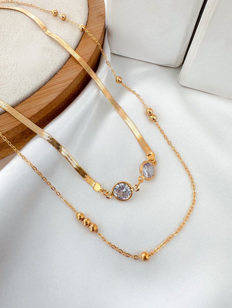 Colar Duplo Folheado a Ouro 18k Fita Laminada com Zircônias