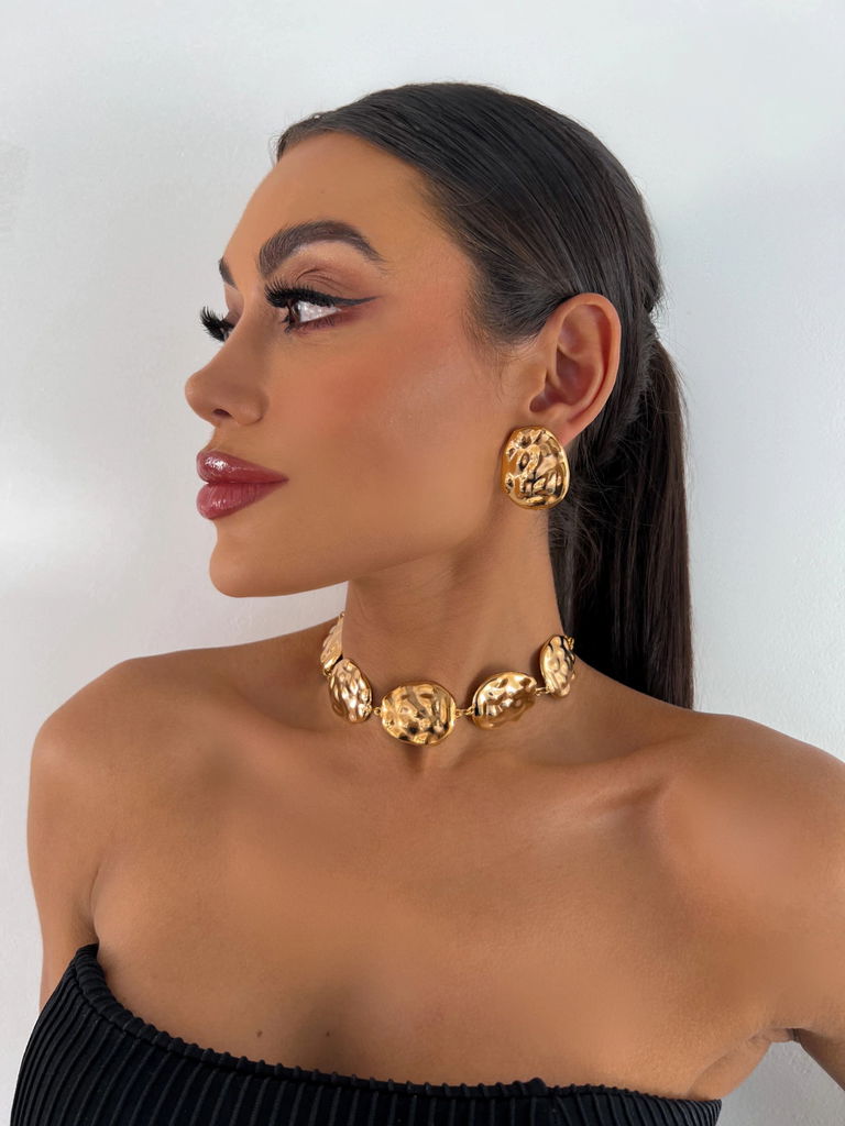 Colar e brinco martelado inspiração blogger folheado a ouro 18k.