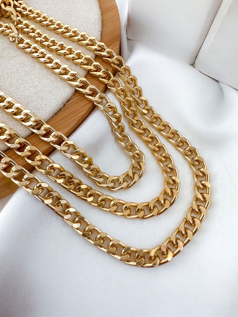 COLAR E PULSEIRA FOLHEADA A OURO 18K TRÊS FIOS CORRENTARIA