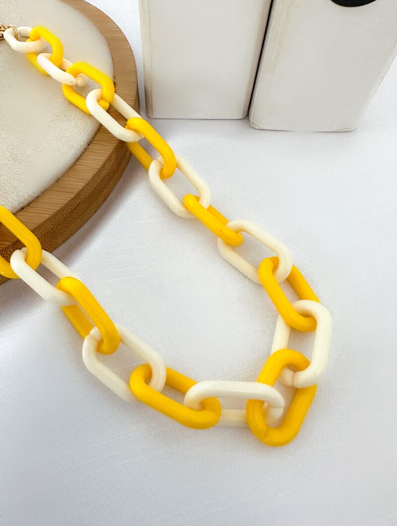 Colar Elos de Acrílico