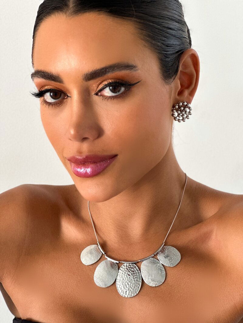 Colar Folheada a Ouro 18k e Prata Cinco Bottons Texturizados