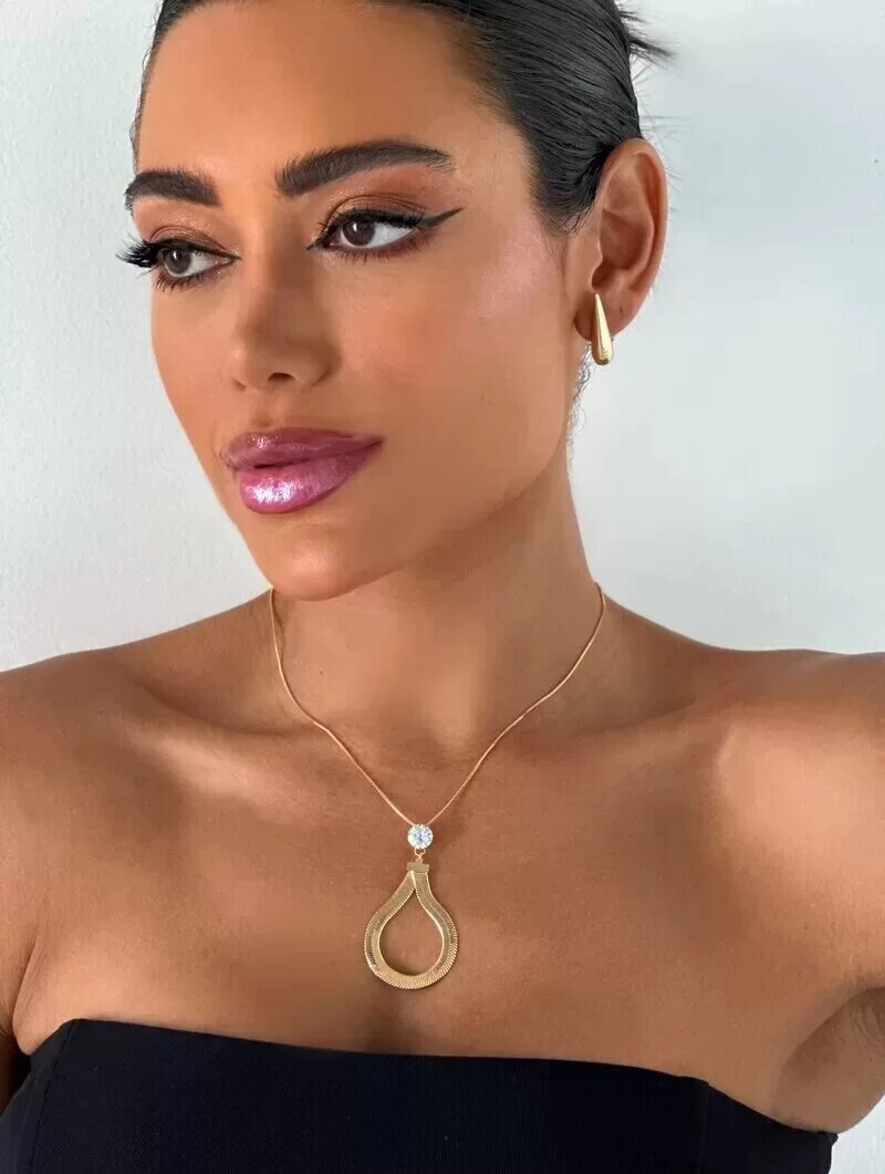 Colar Folheado a Ouro 18k com Detalhe em Fita Laminada