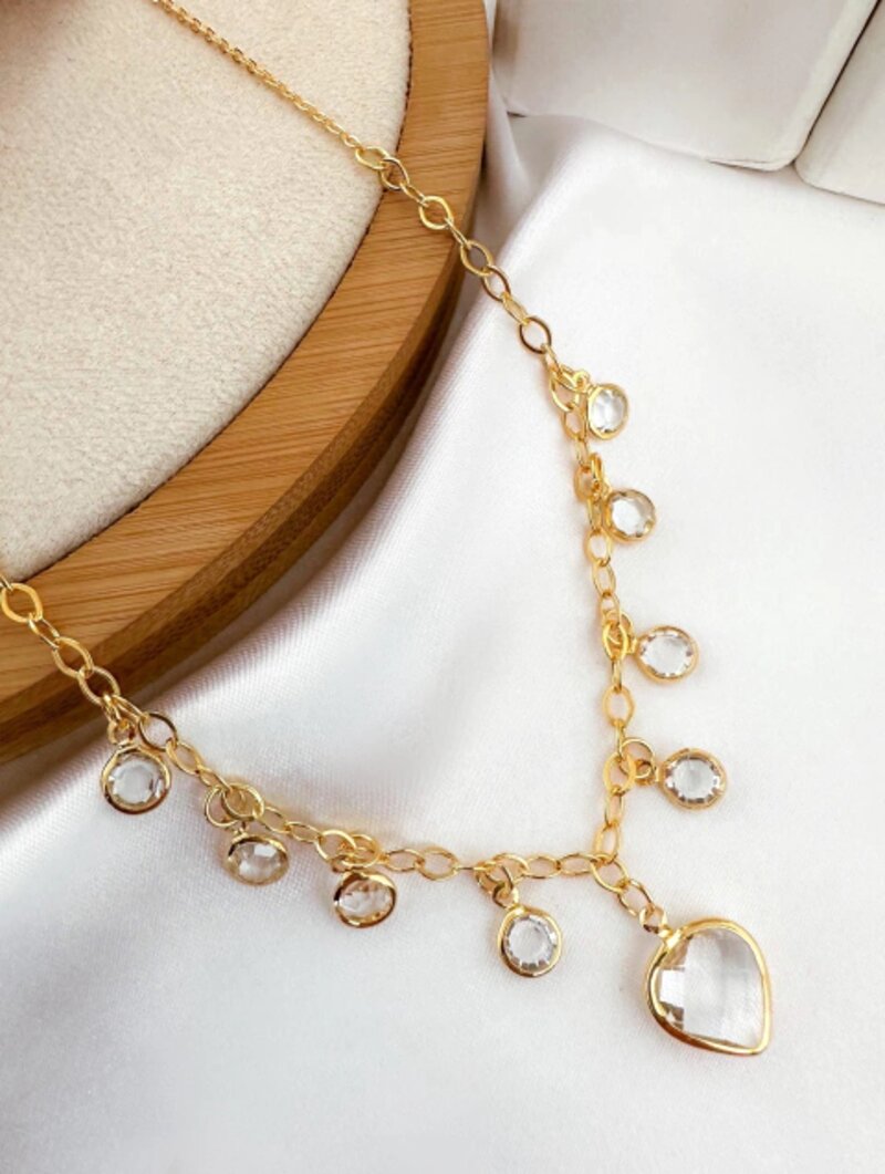 colar folheado a ouro 18k com pedras e gota de zircônia