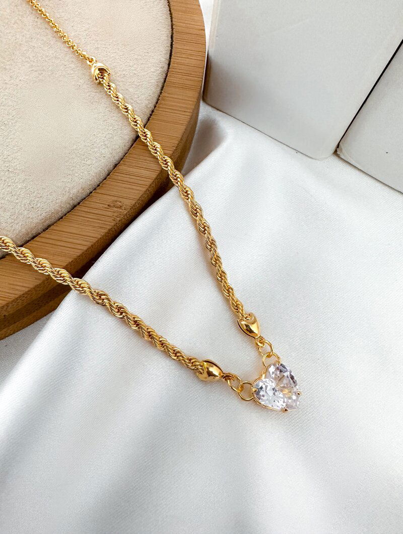 Colar Folheado a Ouro 18k Cordão Baiano com Coração de Zircônia