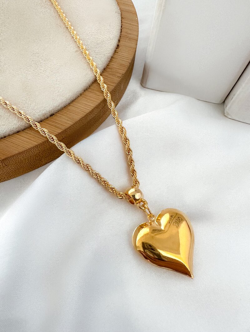 Colar Folheado a Ouro 18k Cordão Baiano com Coração Liso