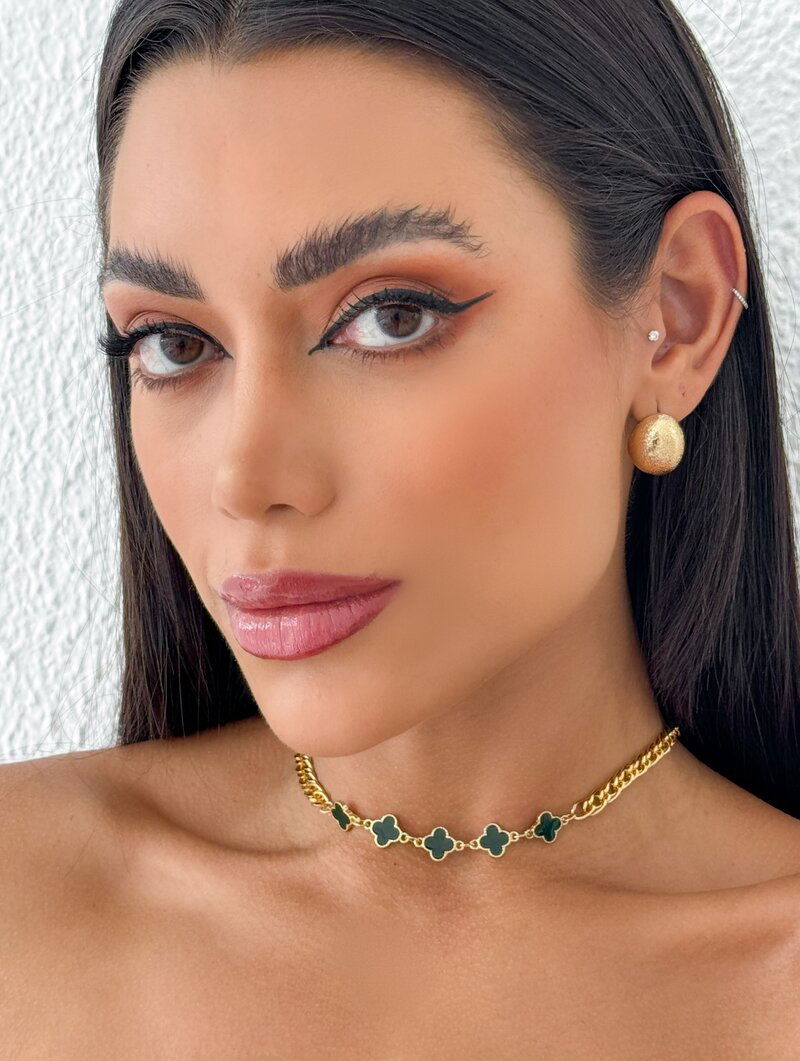 Colar Folheado a Ouro 18k Correntaria com Pingentes Resinados Inspiração