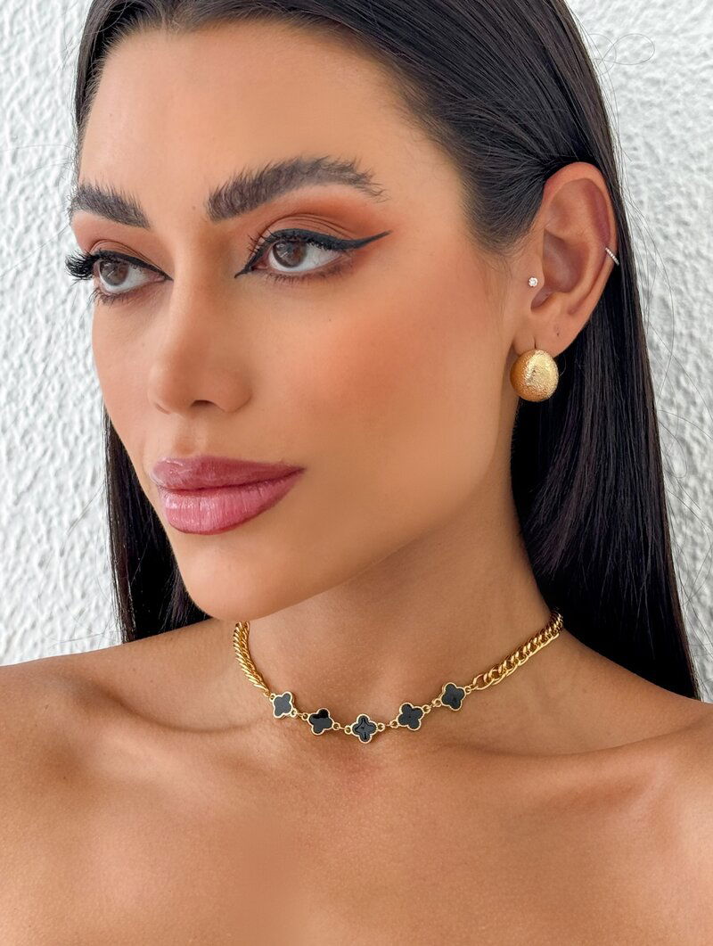 Colar Folheado a Ouro 18k Correntaria com Pingentes Resinados Inspiração