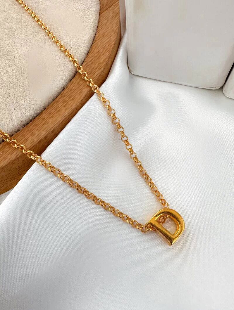 Colar Folheado a Ouro 18k Corrente Elos com Inicial