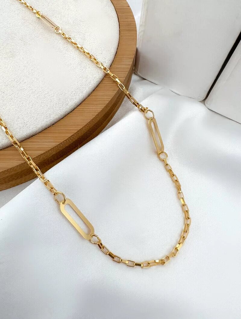 Colar Folheado a Ouro 18k Corrente Quadrada com Elos Largos