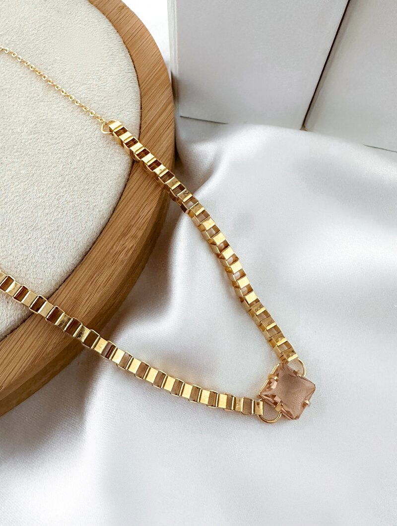 Colar Folheado a Ouro 18k Corrente Quadrada com Pedra de Zircônia