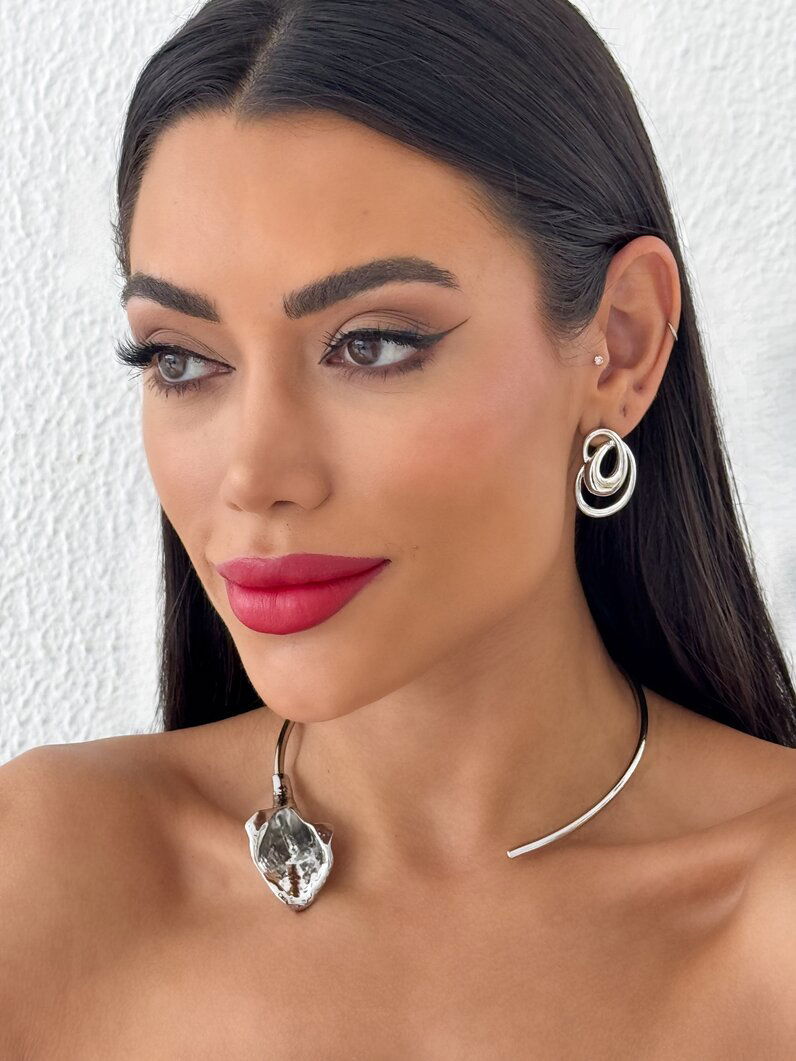 Colar Folheado a Ouro 18k e Prata 925 Aro Liso com Lírio-de-arum'