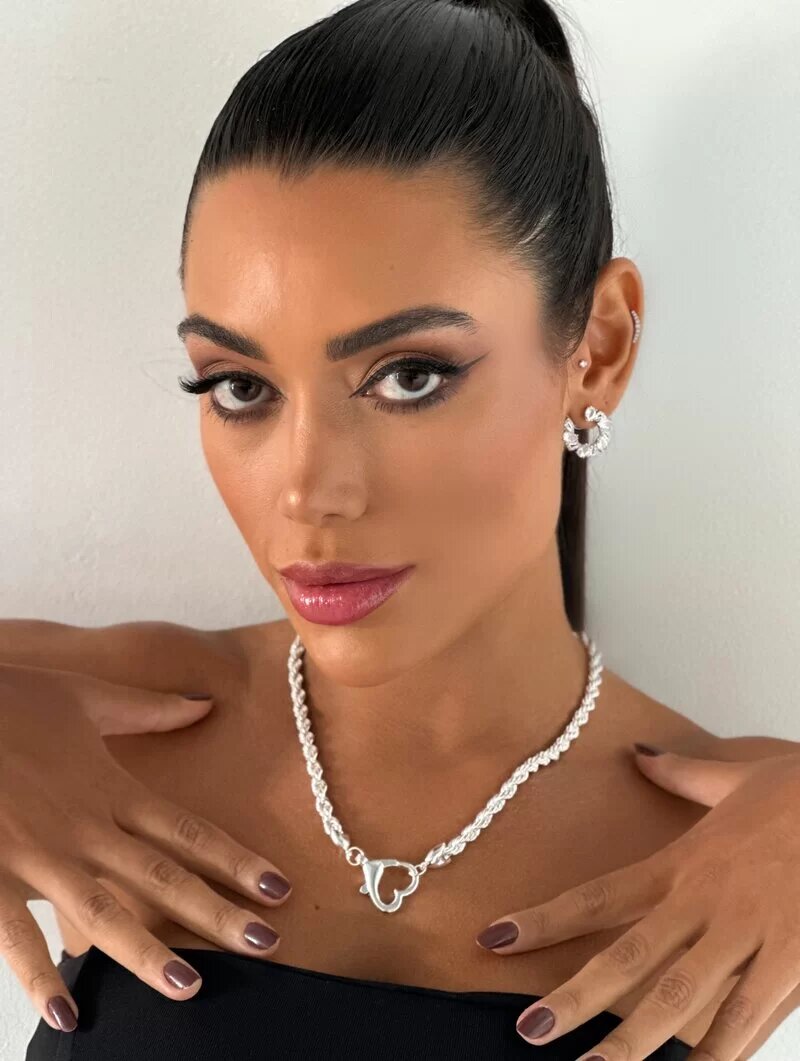 Colar Folheado a Ouro 18k e Prata 925 Cordão Baiano com Fecho Coração