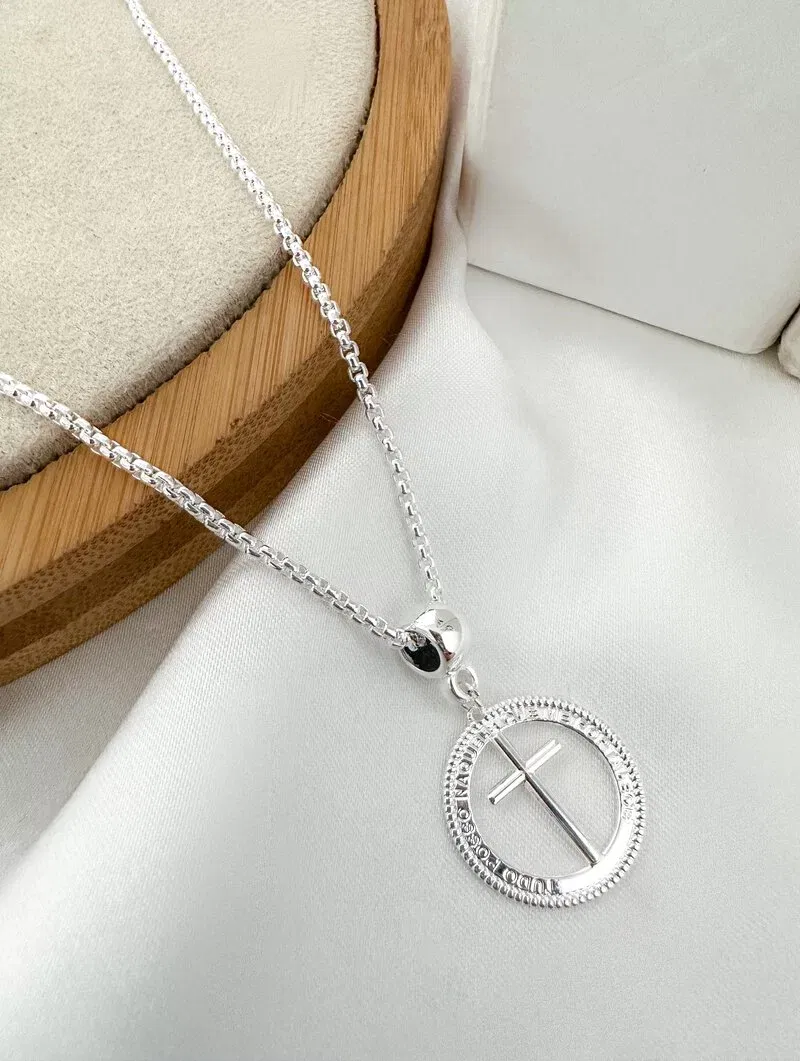 Colar Folheado a Ouro 18k e Prata 925 Corrente com Pingente Crucifixo