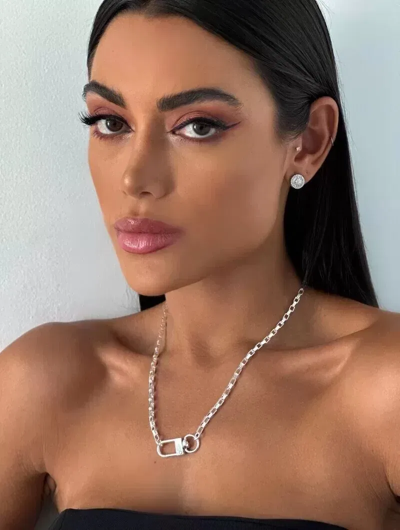 Colar Folheado a Ouro 18k e Prata 925 Corrente Quadrada com Pingente Cadeado