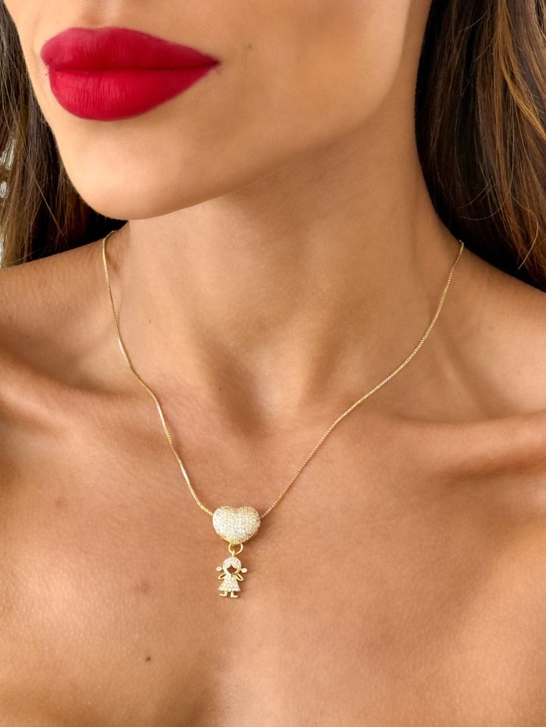Colar Folheado a Ouro 18k e Prata Coração e Menina Cravejada