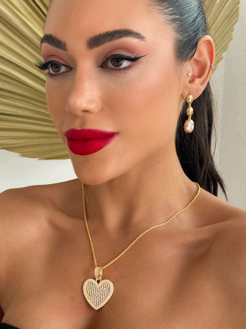 Colar Folheado a Ouro 18k e Prata Coração Trabalhado na Zircônia