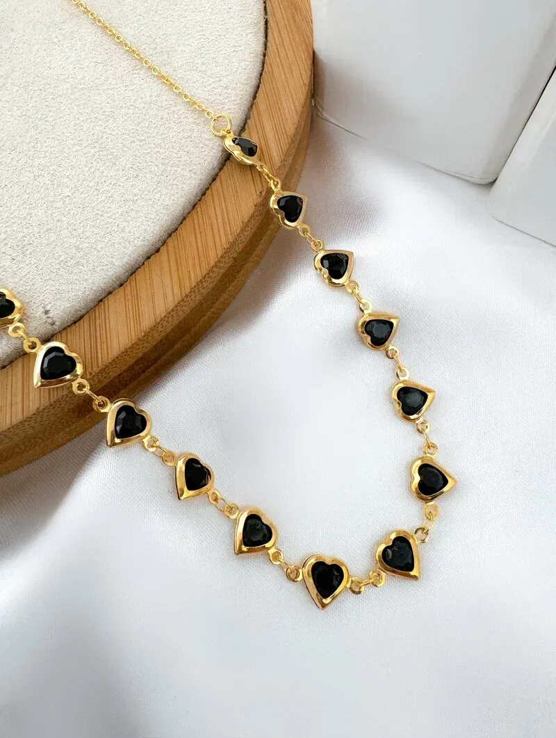 Colar Folheado a Ouro 18k e Prata Corações de Zircônia