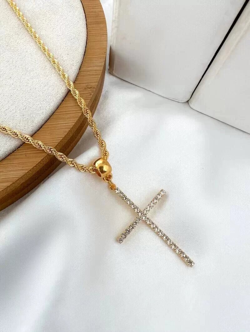 Colar Folheado a Ouro 18k e Prata Cordão Baiano com Crucifixo Cravejado