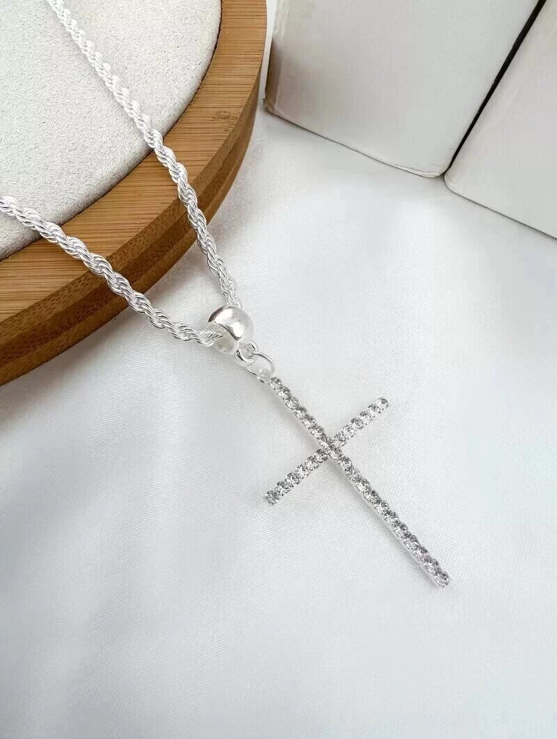 Colar Folheado a Ouro 18k e Prata Cordão Baiano com Crucifixo Cravejado