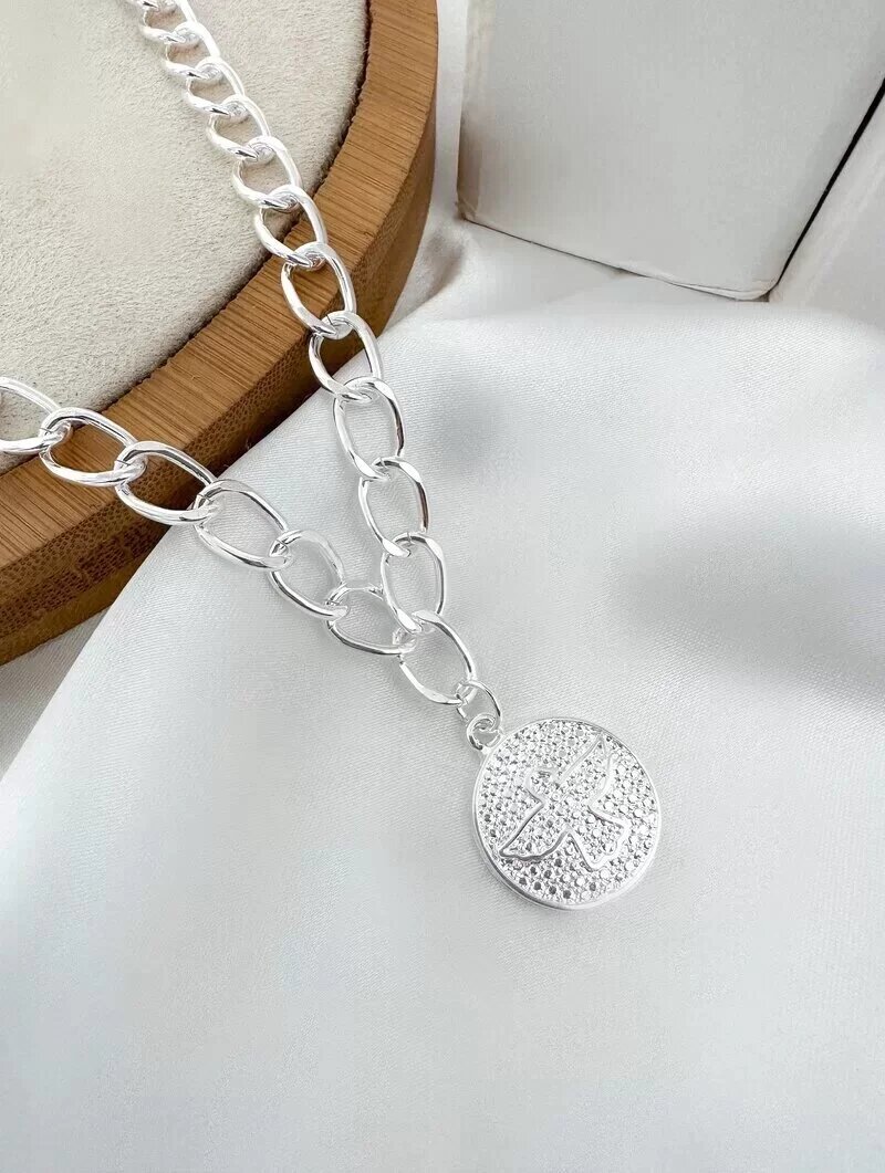 Colar Folheado a Ouro 18k e Prata Corrente com Pingente Espírito Santo