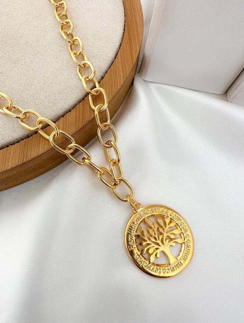 Colar Folheado a Ouro 18k e Prata Corrente Elo com Pingente Árvore da Família