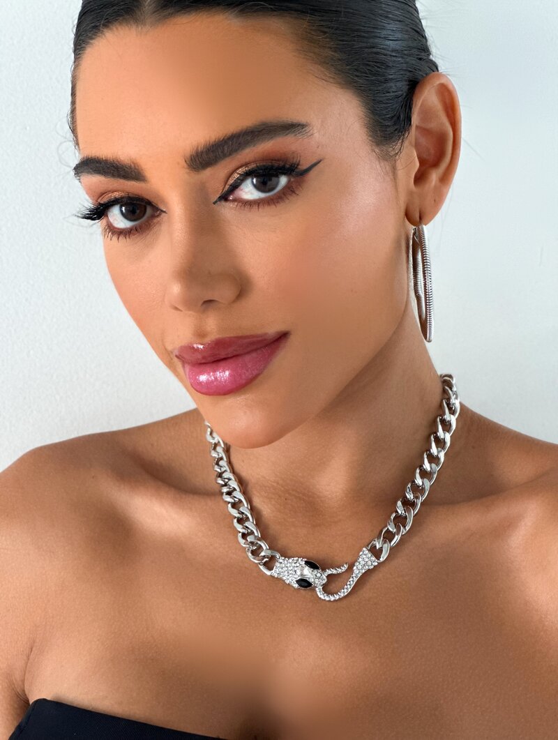 Colar Folheado a Ouro 18k e Prata Corrente Serpente com Detalhe de Gancho