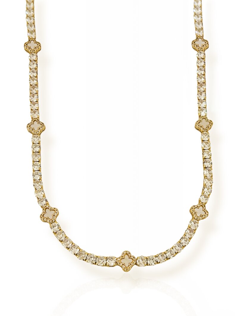 Colar Folheado a ouro 18K e Prata Craveja com Inspiração Joalheria