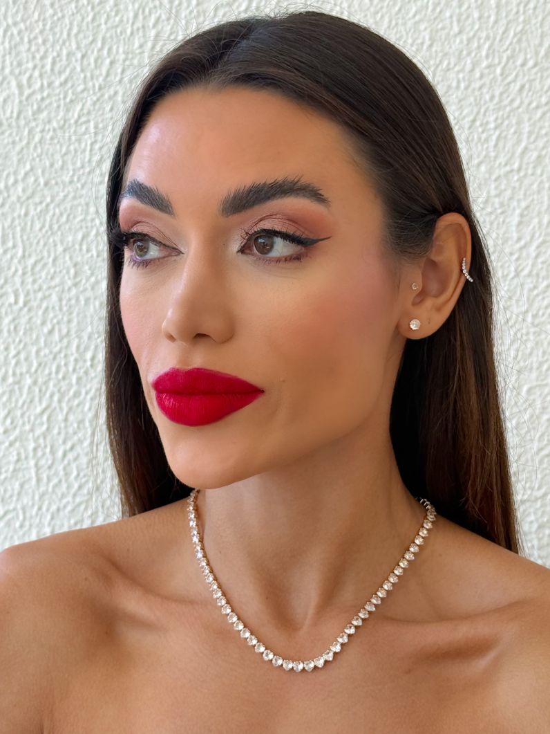 Colar Folheado a Ouro 18k e Prata Design Corações de Cristais