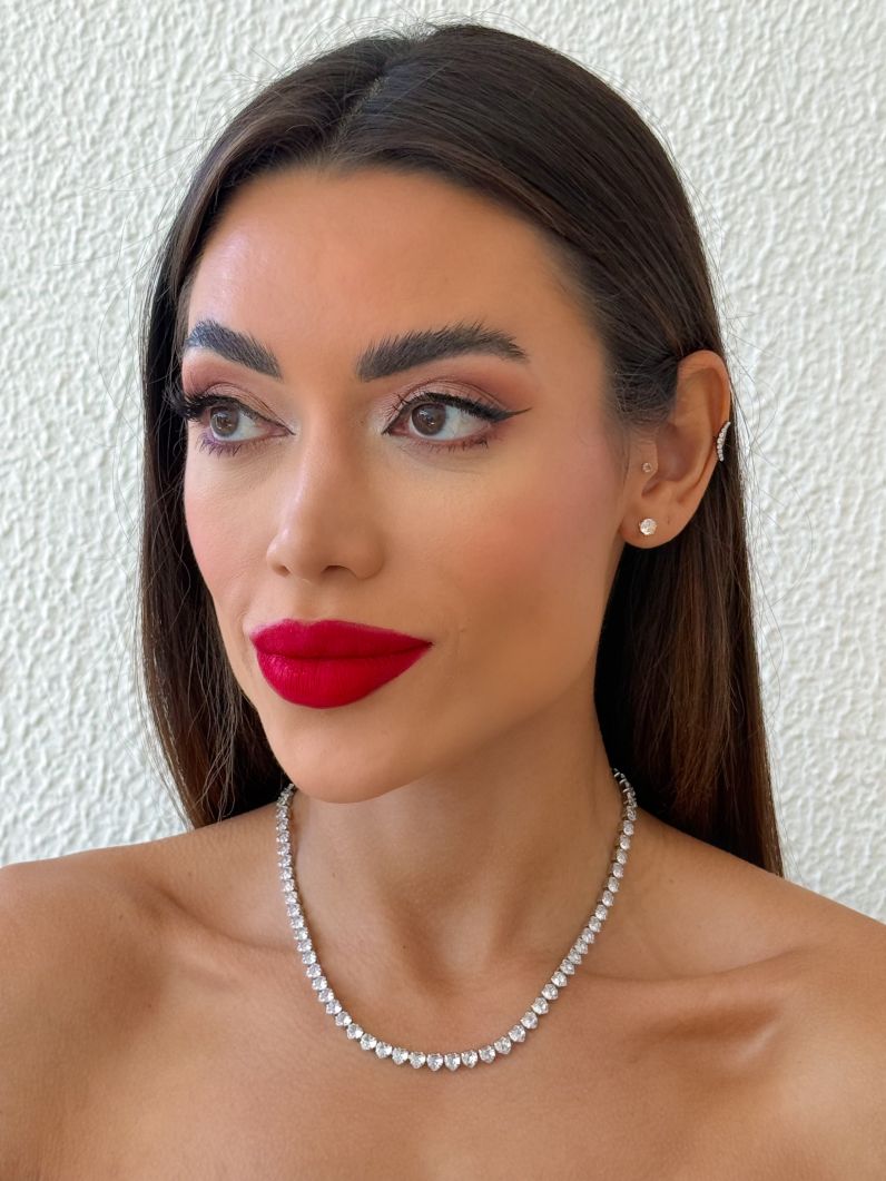 Colar Folheado a Ouro 18k e Prata Design Corações de Cristais