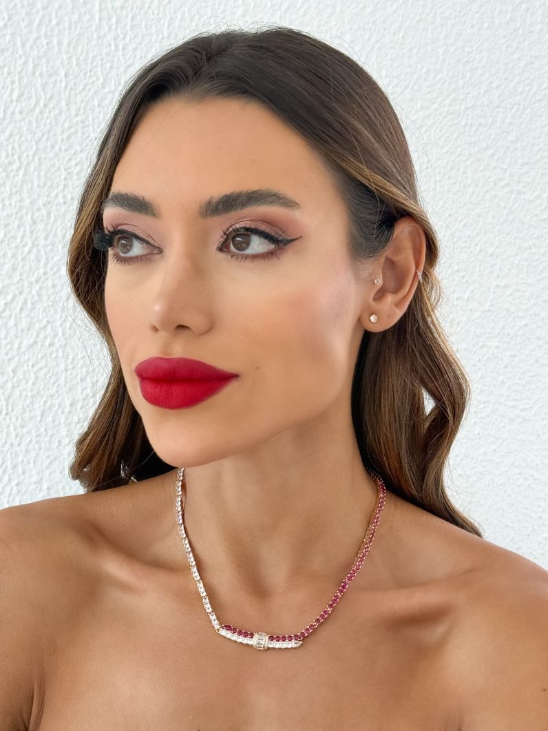 Colar Folheado a Ouro 18k e Prata Design Cravejado Cristais