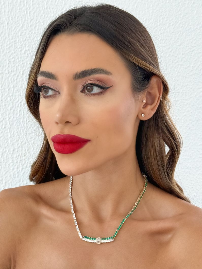 Colar Folheado a Ouro 18k e Prata Design Cravejado Cristais